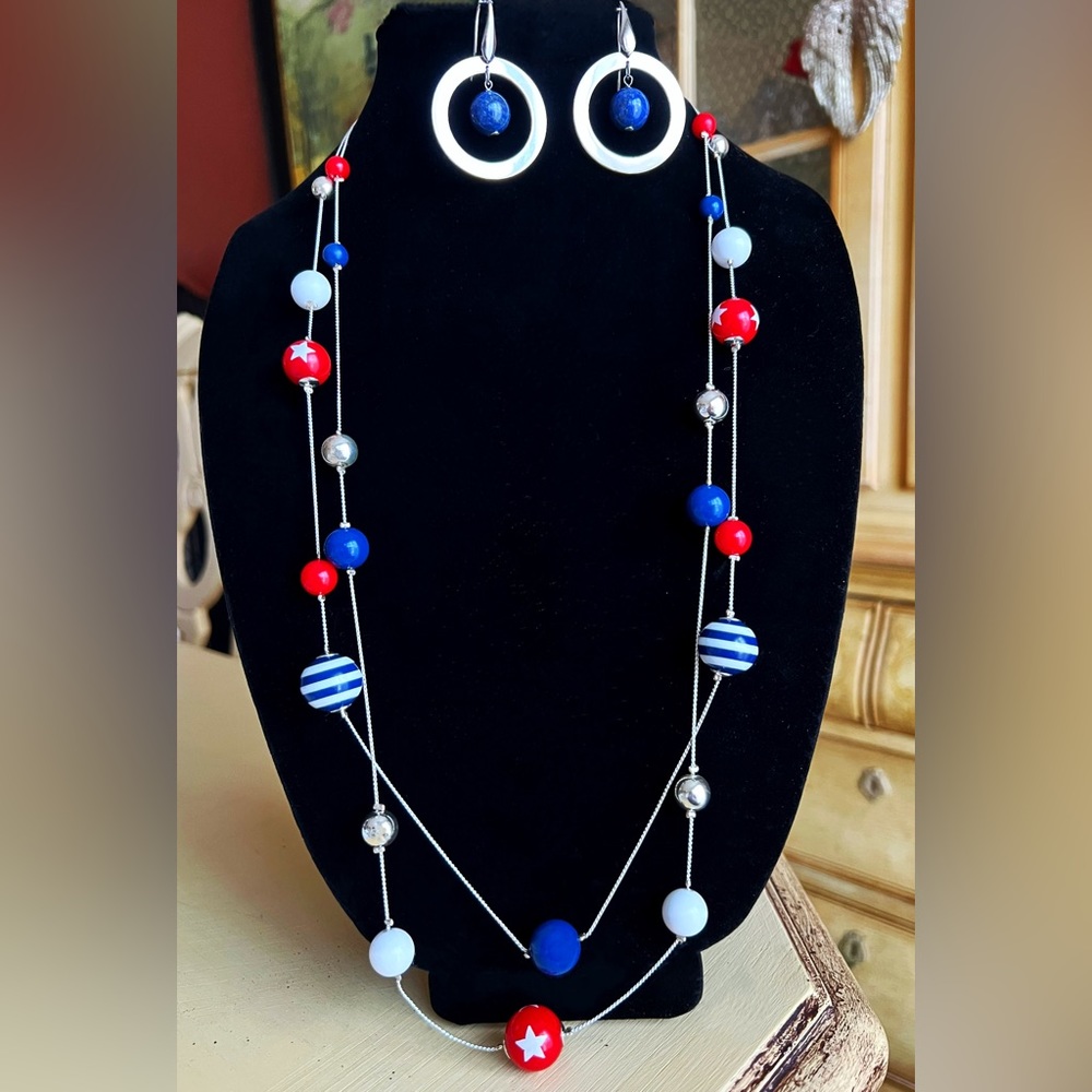 𝓟𝓪𝓽𝓻𝓲𝓸𝓽𝓲𝓬 Red White & Blue Stars & Stripes 𝓤𝓢𝓐 Necklace and Earrings - Picture 2 of 7